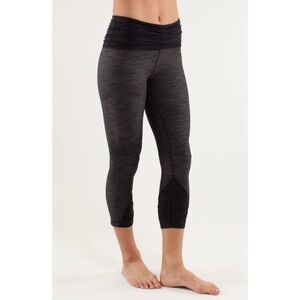 Lululemon Embrace Crop Leggings Size 6 Black Gray Ruched Yoga Athleisure